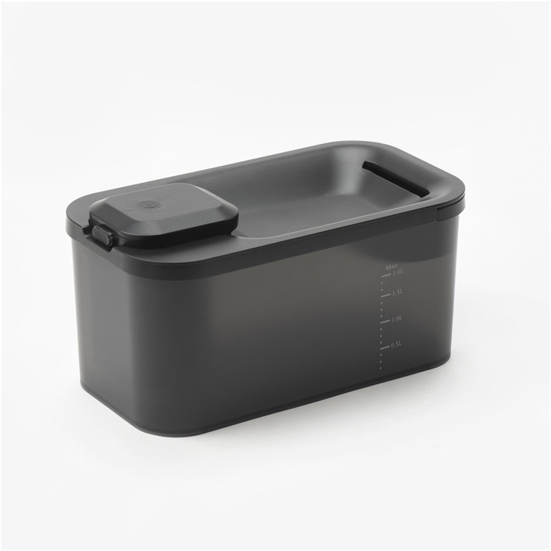 Thermostatic water fountain